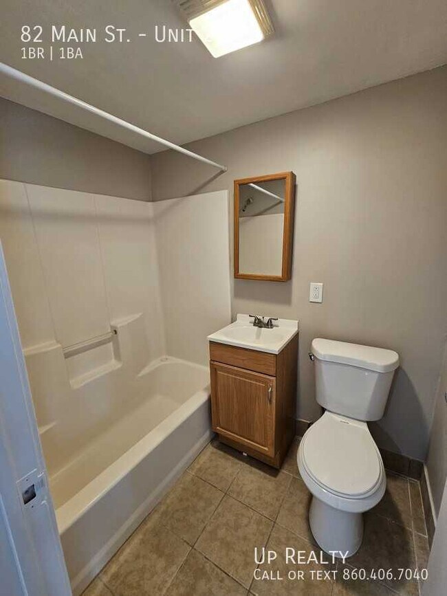 Photo - 82 S Main St Unidad 204