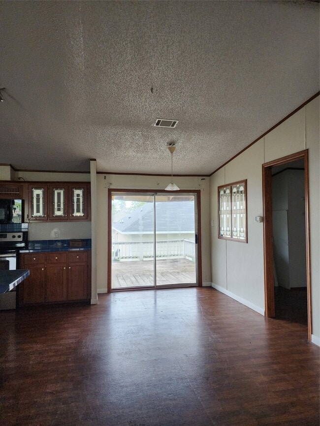 16925 W Forrestal