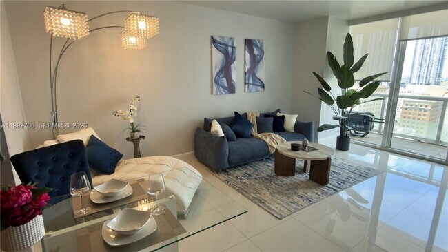 Building Photo - 50 Biscayne Blvd Unit 1907