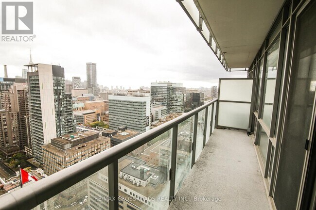 Photo - 38 Grenville St Unité 3004