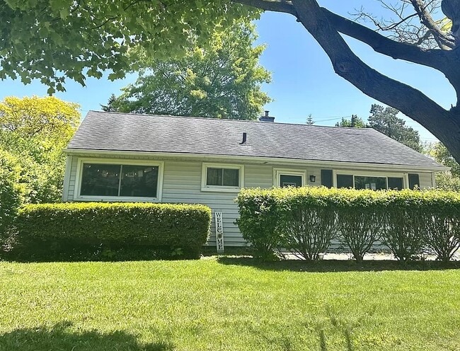 Building Photo - 1117 Kay Pkwy