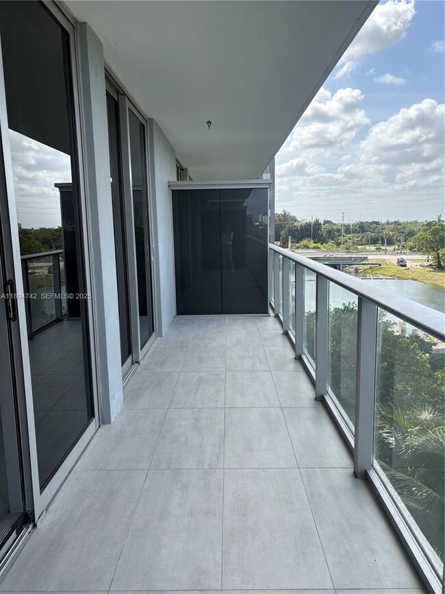 Photo - 16385 Biscayne Blvd Unit 504