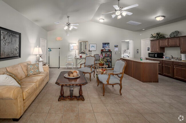 Leasing Office Lobby