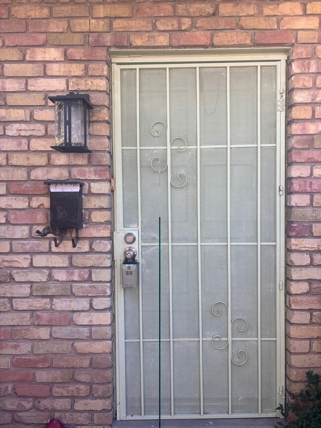 Photo - 6713 Escondido Dr