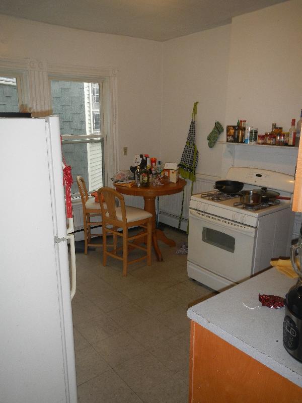 Building Photo - 80 Hillside St Unit 3 Rental