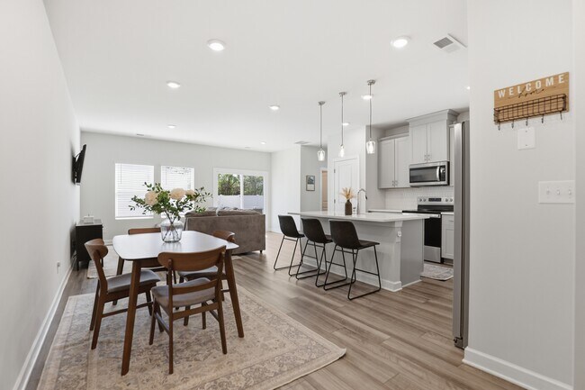 Photo - 2317 Belterra Dr