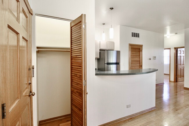 Photo - 1645 N Clybourn Ave Unit 2R