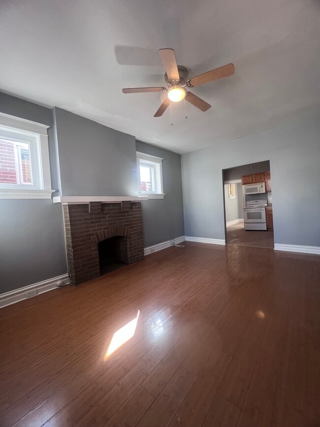 Photo - 4360 Gannett St