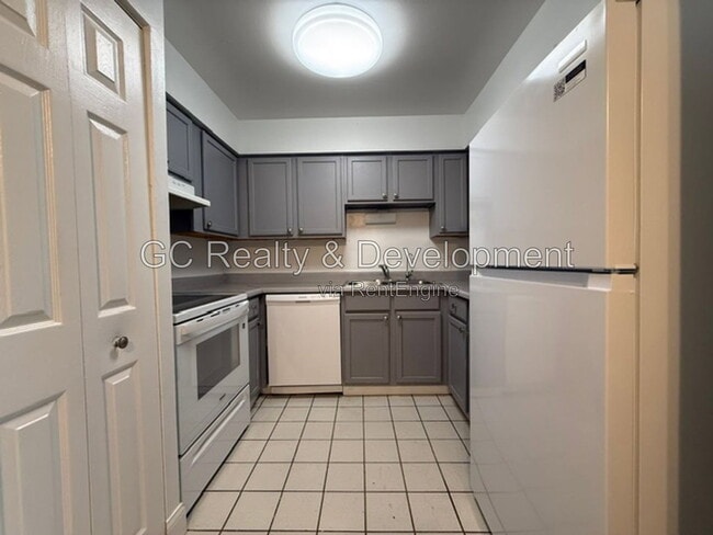 2373 John Smith Dr Unit A