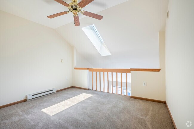 2BD Loft E- Lofted Bedroom