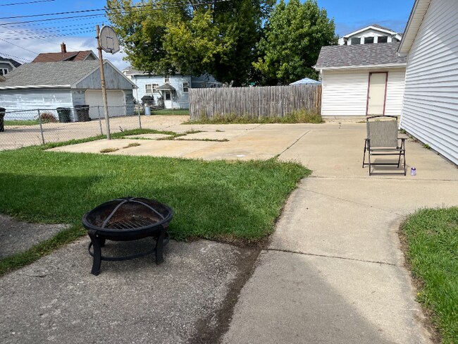 Photo - 602 Michigan Ave Unidad duplex lower