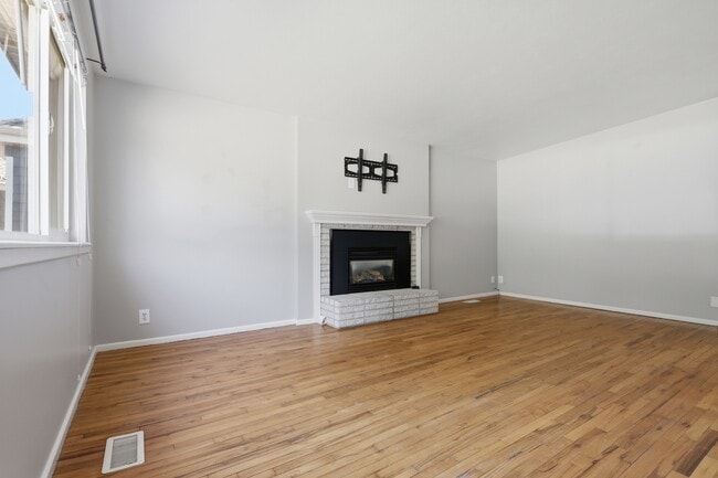 Photo - 2125 Polk Ave