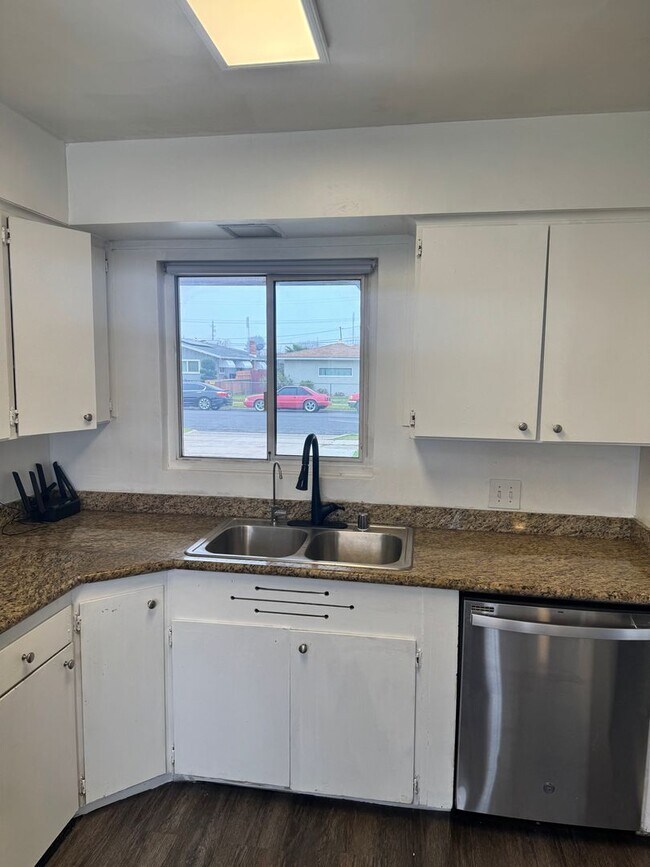 Photo - 1836 W Michigan Ave