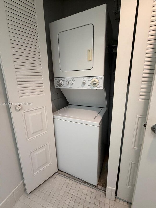 Photo - 1000 SW 125th Ave Unit 402N