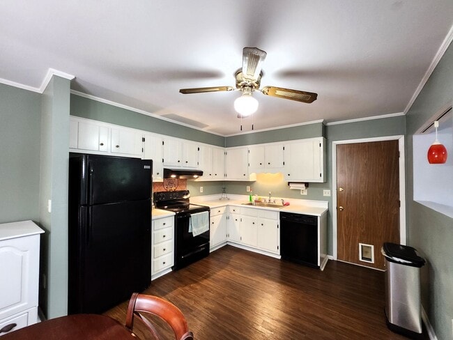 Photo - Charming 3 bedroom house for rent in NE Tallahassee, 1 car garage, private back yard, move in ear...