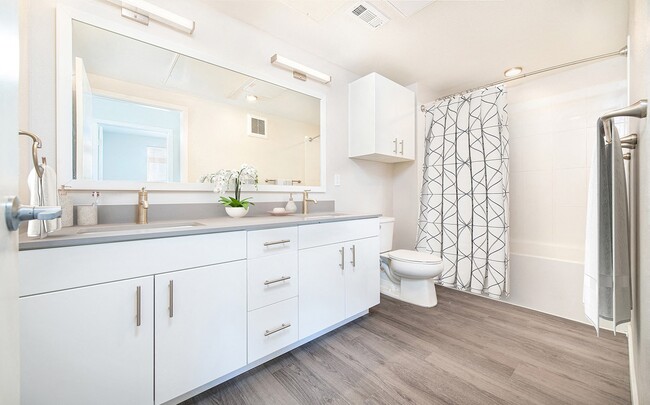 Photo - MAA Westglenn