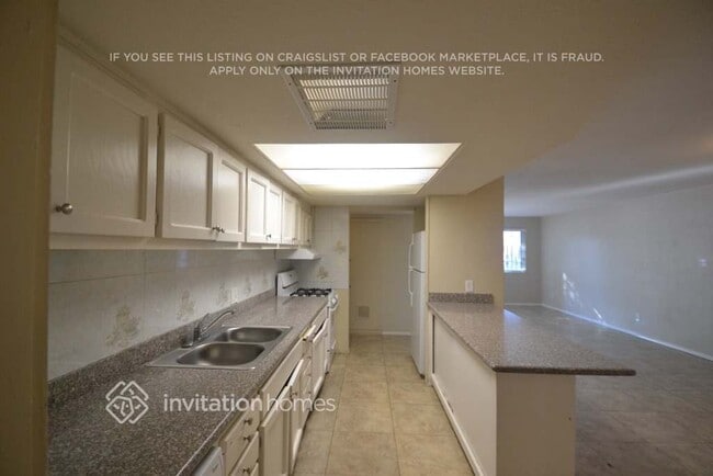 Photo - 6116 W Claremont St