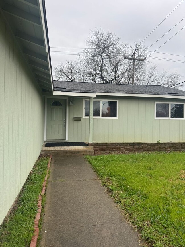 Photo - Charming 3 Bedroom, 2 Bathroom Located in Rancho Cordova.