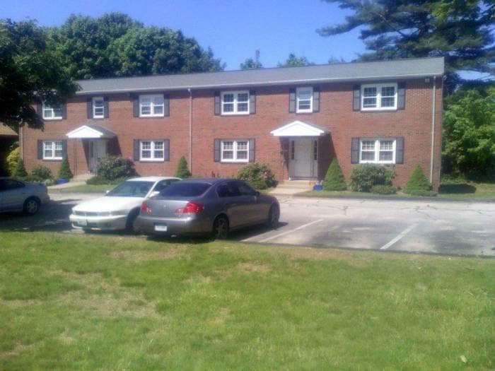 Post Road Garden Apartments - Post Road Garden Apartments