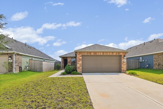 Photo - 920 Gentle Moss Dr House