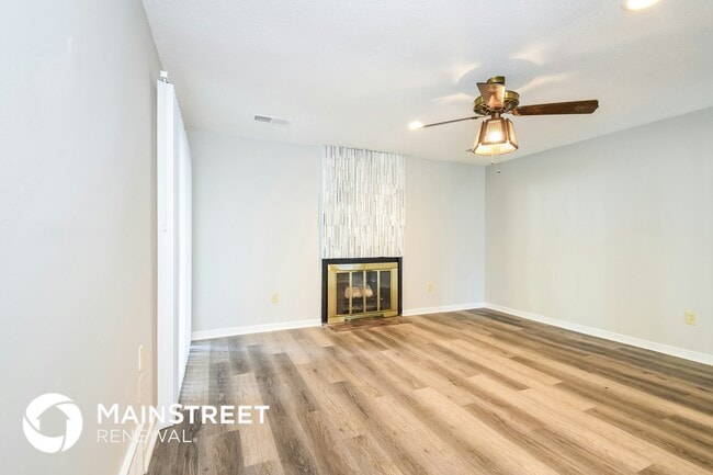 Photo - 5825 Lynnfield Cove