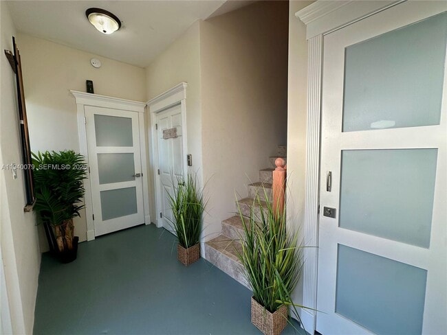 Photo - 1516 Aqueduct Ln
