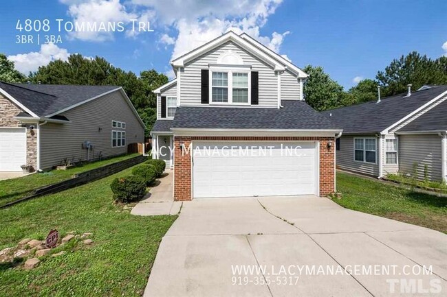 A Single Family House with 2 Car-Garage - A Single Family House with 2 Car-Garage
