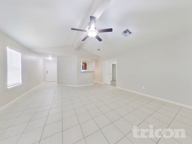 Photo - 717 Totem Trail Dr