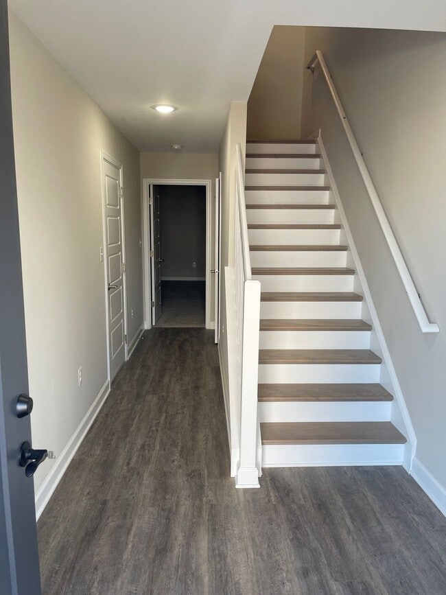 Photo - Spacious Luxury Townhome! Outstanding Location!