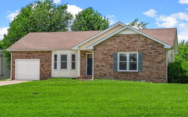 Photo - 3 Bedroom Pet Friendly Home For Rent Near 101st Parkway!