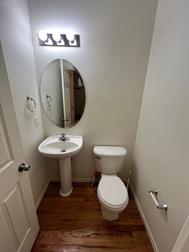 Photo - 3 Bed/2.5 Bath Single Family Home in River Canyon Estates