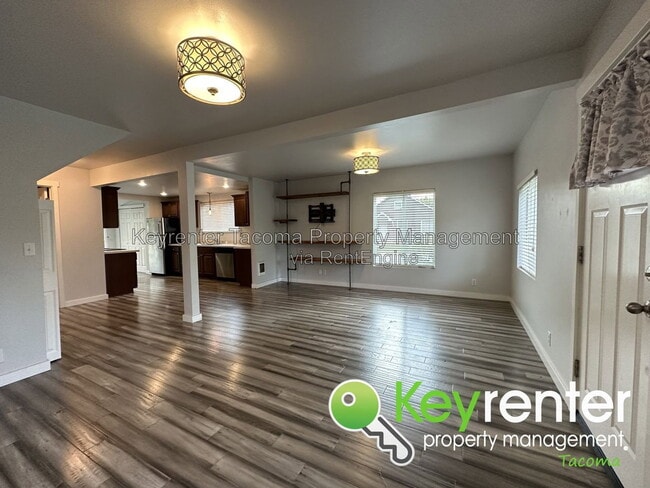 Photo - 1402 E 52nd St