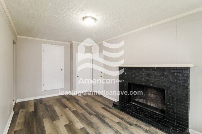 Photo - 680 Old Lundy Rd