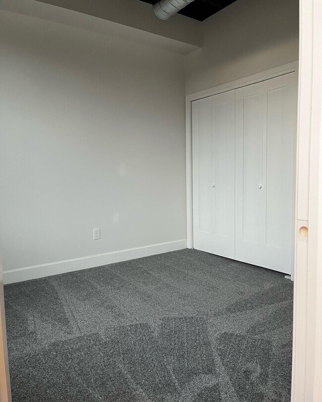 Guest Bedroom - 175 S Transit St Unit A