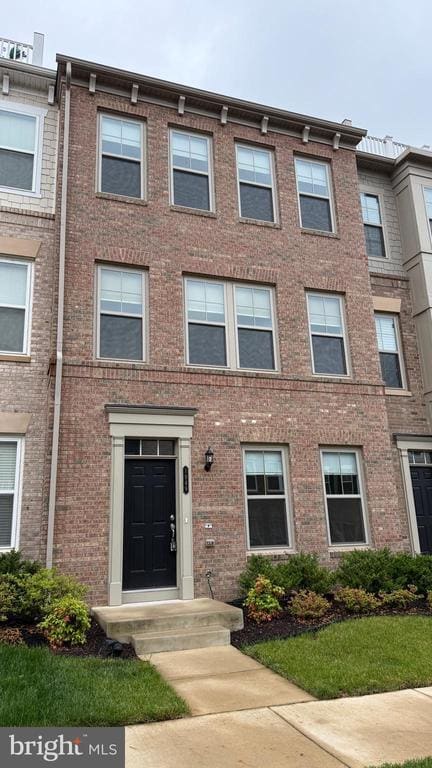 Photo - 1949 Greenbriar Hall Rd Townhome