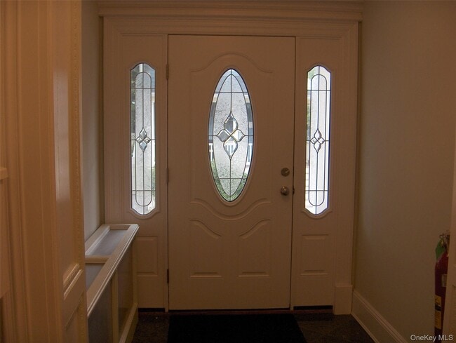 101 Maple Ave