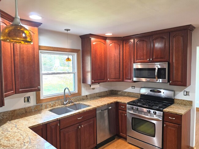 Photo - 1234 N Lyle Ave
