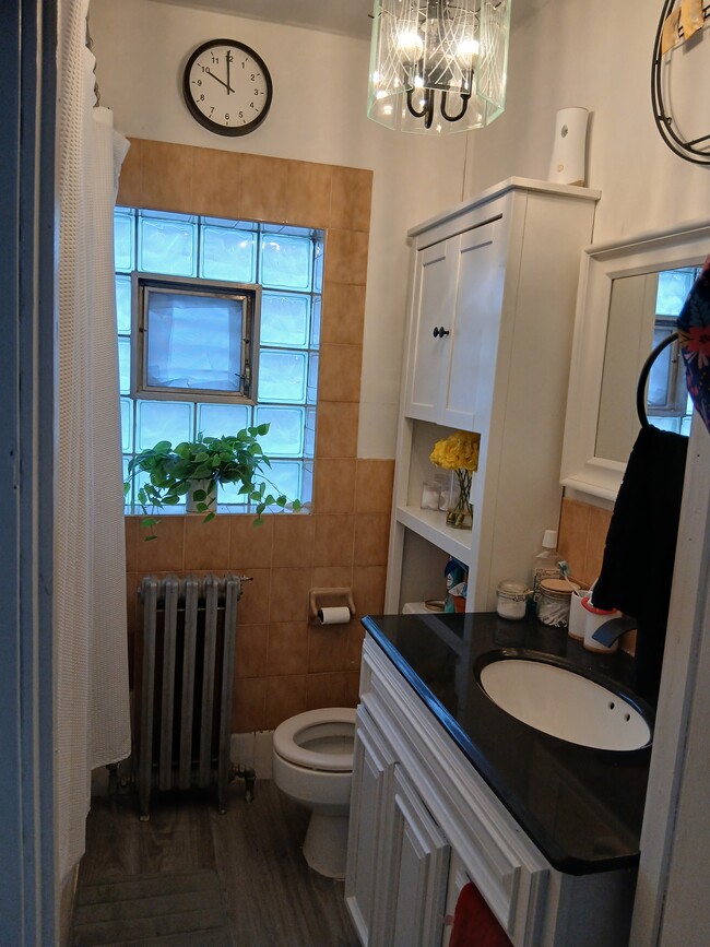 Photo - 4842 N Melvina Ave