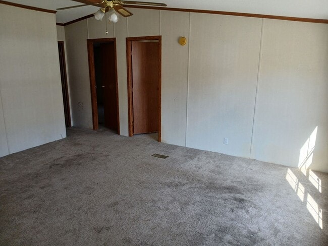 Photo - 233 Flat Creek Ln