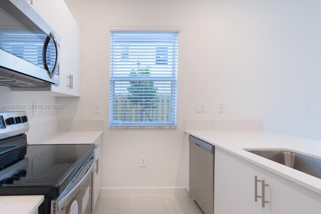 Photo - 2683 SE 11th St