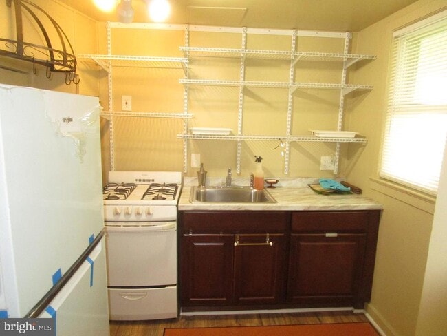 Photo - 2816 Keating St