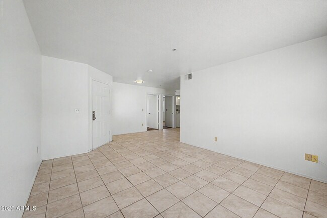 16033 N 25th St Unidad 102