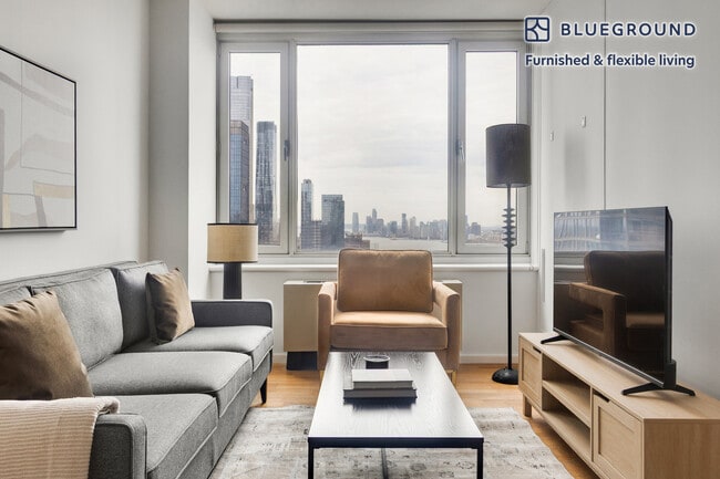 Building Photo - 635 W 42nd St Rental
