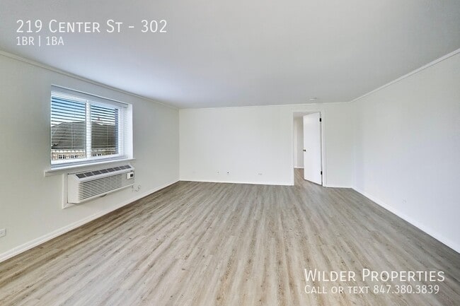 Photo - 219 Center St