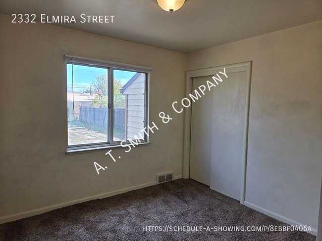 Photo - 2332 Elmira St