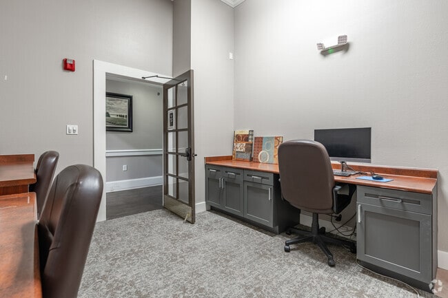Resident Business Center