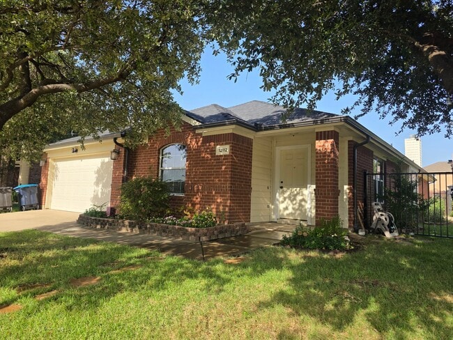 Building Photo - 12112 Lamington Dr