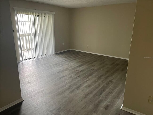 Photo - 137 Springwood Cir Unit D
