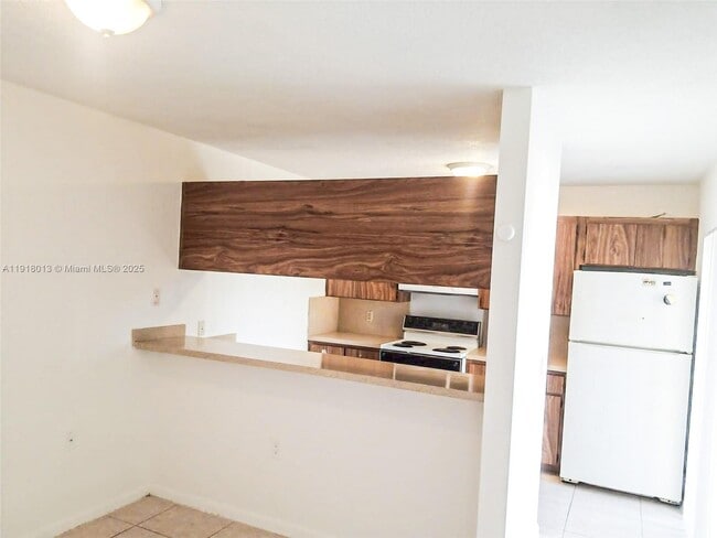 Photo - 1613 16th Way Unit 1613