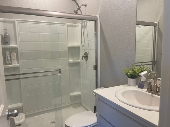 Photo - Wonderful Brand New Home